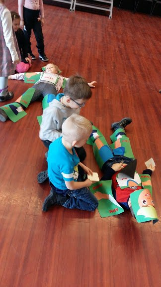 Play me Kiddo Ciało Chłopiec, maty edukacyjne, angielski, gra językowa, gra ruchowa, pomoce dydaktyczne Play me Kiddo Ciało Chłopiec, maty edukacyjne, angielski, gra językowa, gra ruchowa, pomoce dydaktyczne